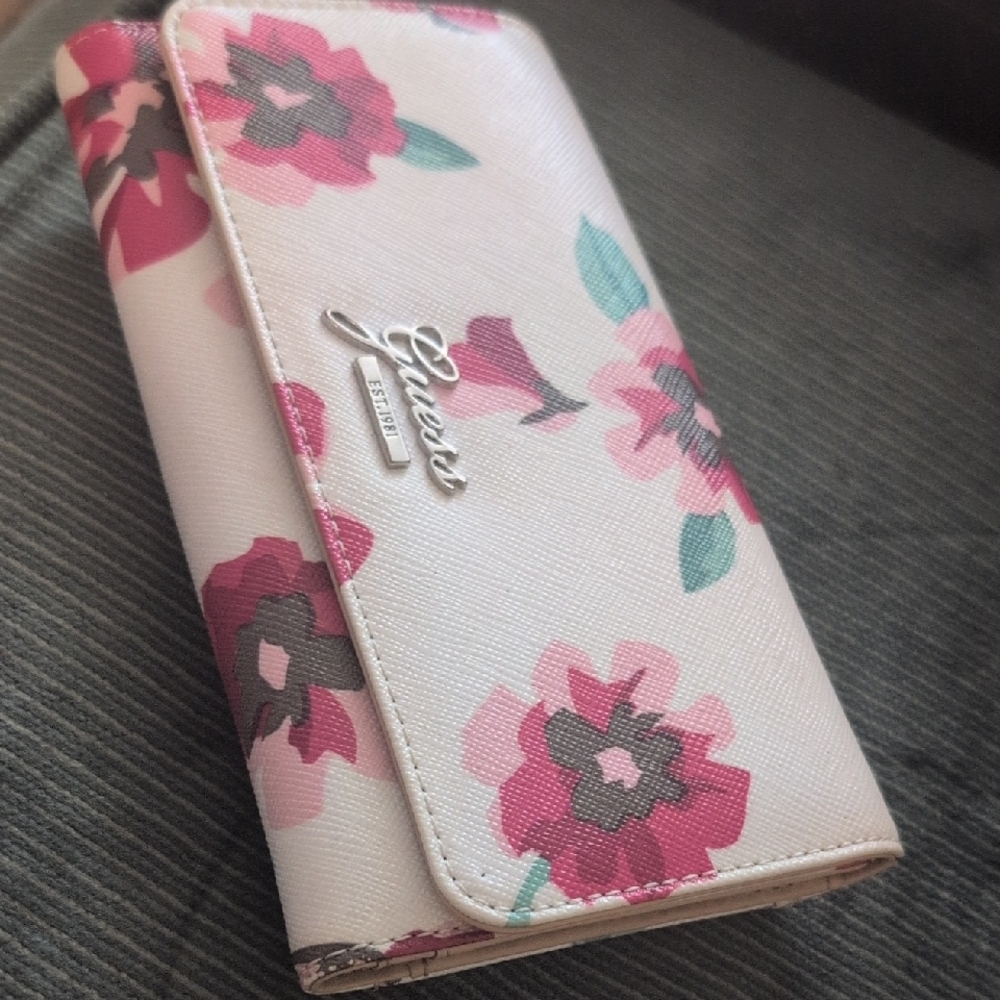 Guess Floral Wallet